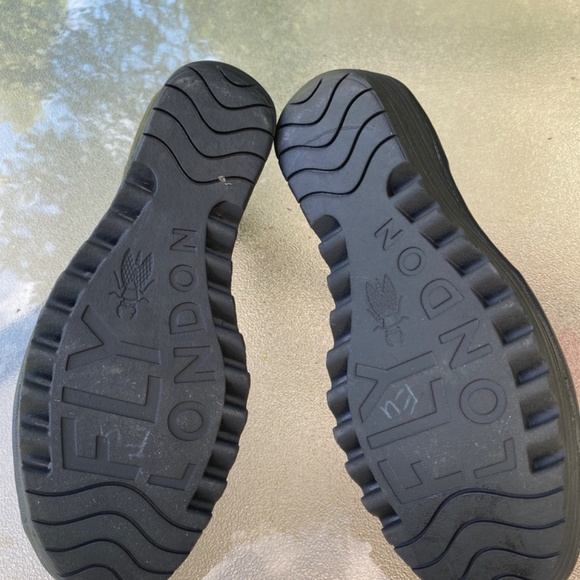 FLY London (copy) sandals - NWT - Picture 4 of 11